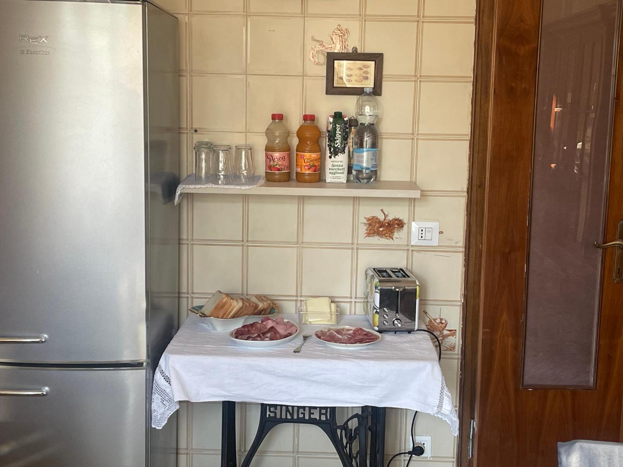 Viaemilia Bed & Breakfast Modena Exterior photo