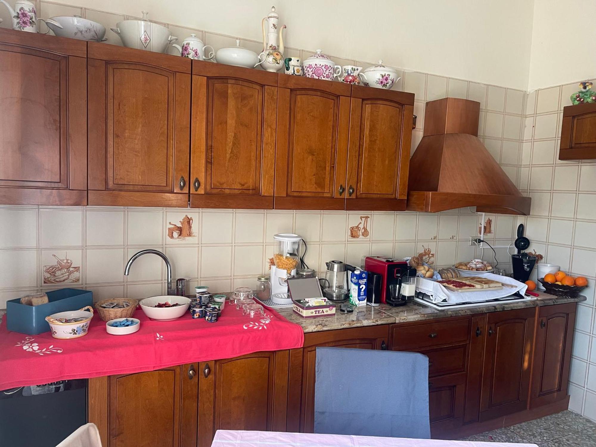 Viaemilia Bed & Breakfast Modena Exterior photo