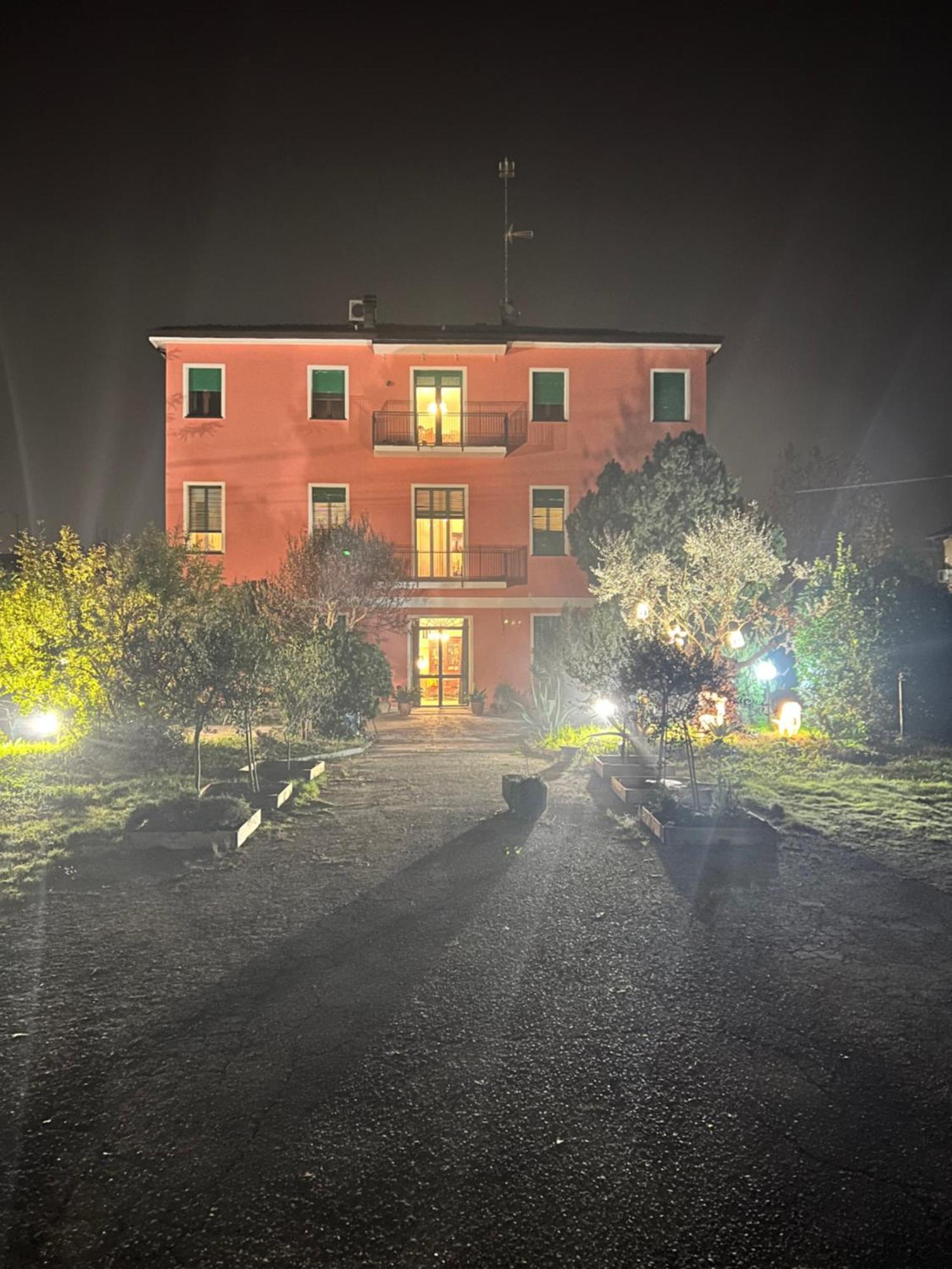 Viaemilia Bed & Breakfast Modena Exterior photo